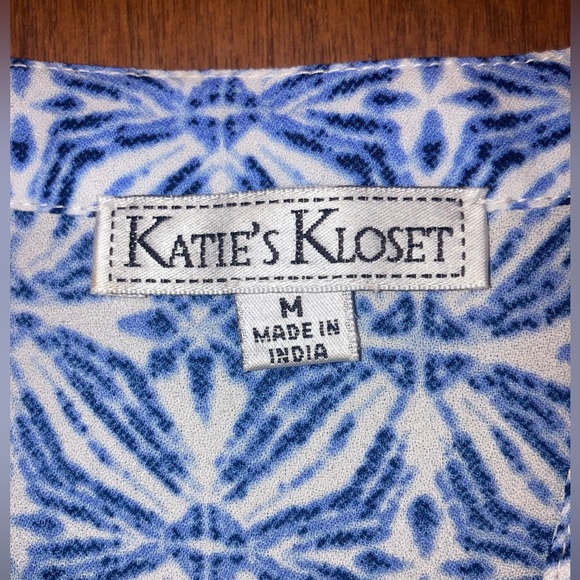 Katte’s kloset tank top blouse - Picture 2 of 4